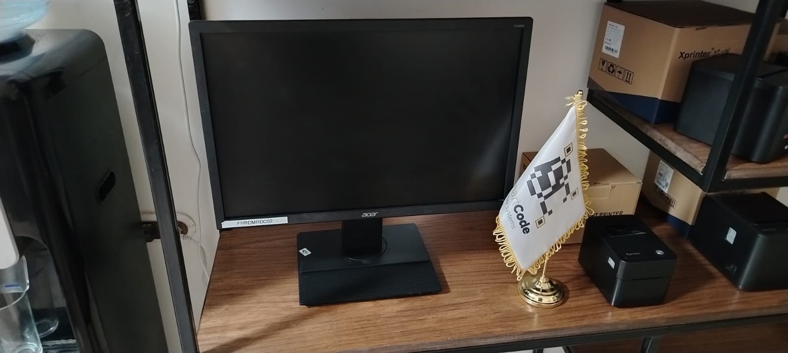 شاشة LCD 22 بوصة